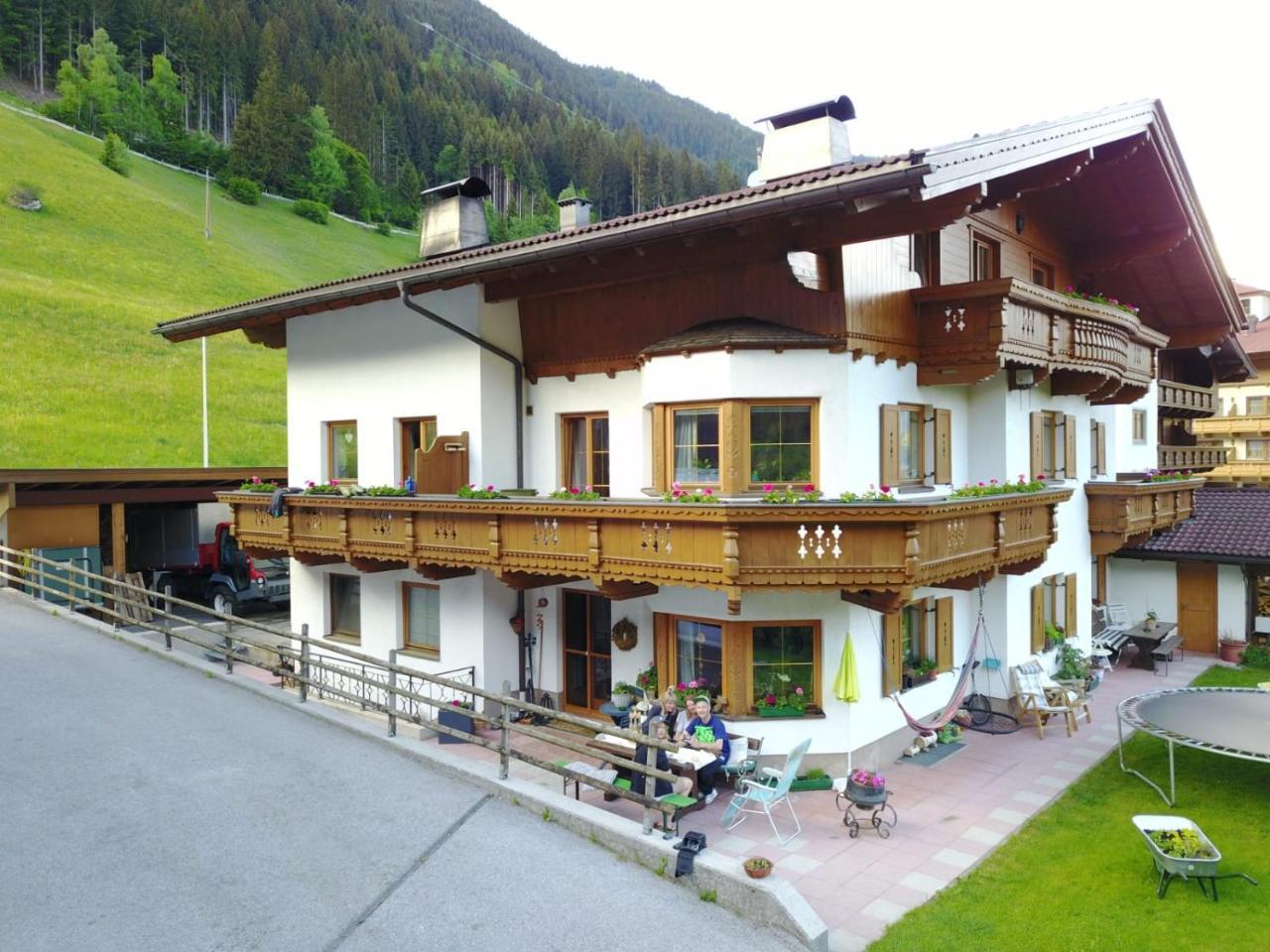 Ferienwohnung Zellerhof Finkenberg Exterior foto